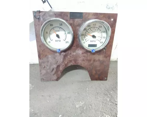 INTERNATIONAL 9400I GAUGE CLUSTER