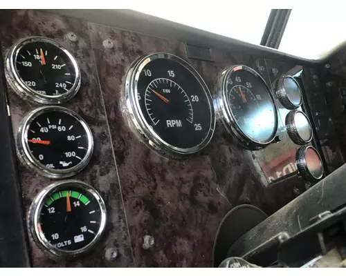 INTERNATIONAL 9400I GAUGE CLUSTER