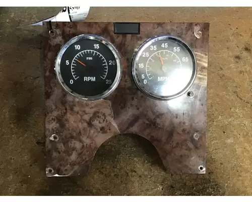 INTERNATIONAL 9400I GAUGE CLUSTER