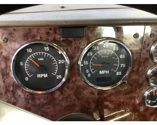 INTERNATIONAL 9400I GAUGE CLUSTER