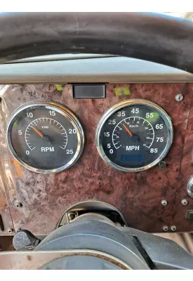 INTERNATIONAL 9400I GAUGE CLUSTER