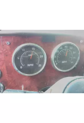 INTERNATIONAL 9400I GAUGE CLUSTER