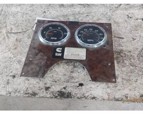 INTERNATIONAL 9400I GAUGE CLUSTER