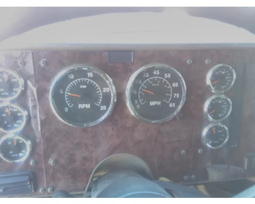 INTERNATIONAL 9400I GAUGE CLUSTER