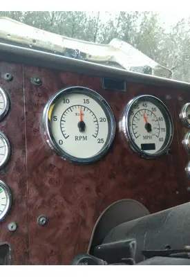 INTERNATIONAL 9400I GAUGE CLUSTER