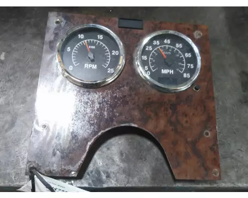 INTERNATIONAL 9400I GAUGE CLUSTER