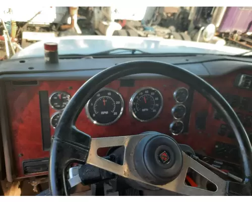 INTERNATIONAL 9400I GAUGE CLUSTER