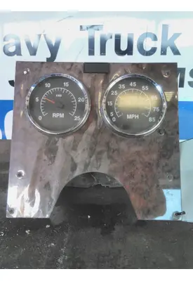 INTERNATIONAL 9400I GAUGE CLUSTER