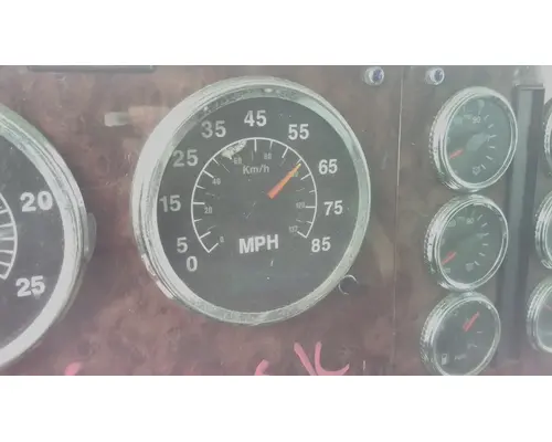 INTERNATIONAL 9400I GAUGE SPEEDOMETER