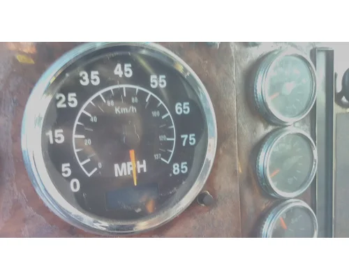 INTERNATIONAL 9400I GAUGE SPEEDOMETER