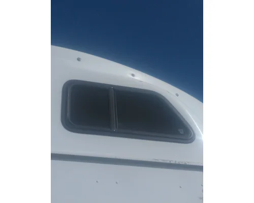 INTERNATIONAL 9400I GLASS, SLEEPER