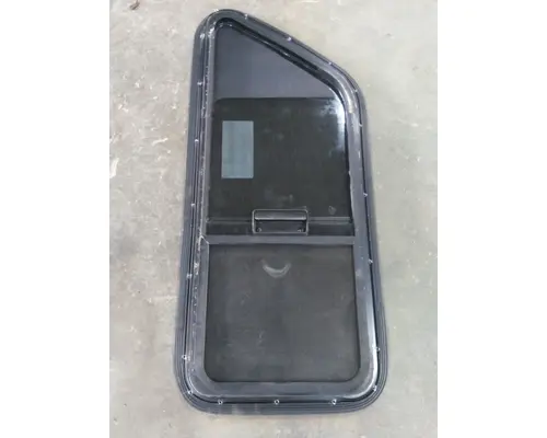 INTERNATIONAL 9400I GLASS, SLEEPER