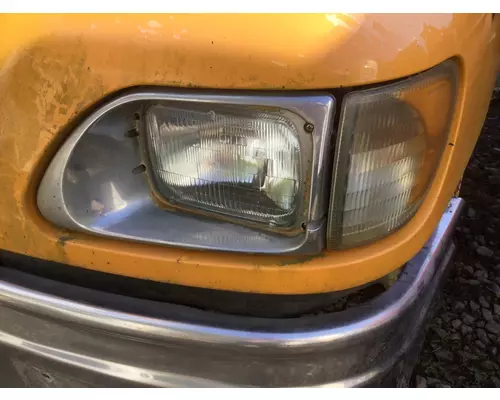 INTERNATIONAL 9400I HEADLAMP ASSEMBLY