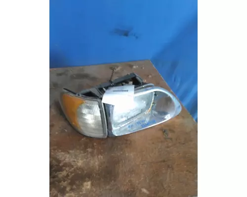 INTERNATIONAL 9400I HEADLAMP ASSEMBLY