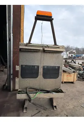 INTERNATIONAL 9400I Headache Rack