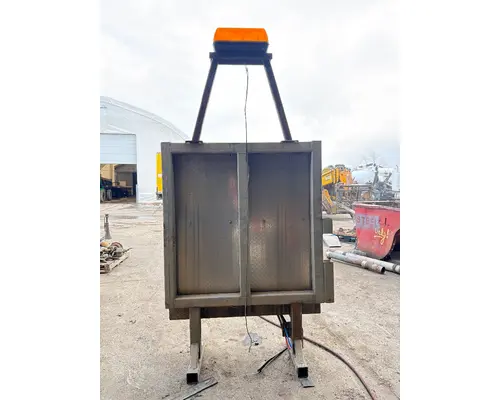 INTERNATIONAL 9400I Headache Rack