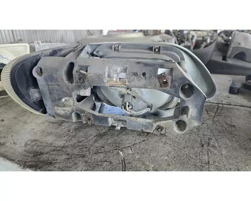 INTERNATIONAL 9400I Headlamp Assembly