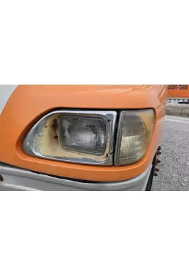 INTERNATIONAL 9400I Headlamp Assembly