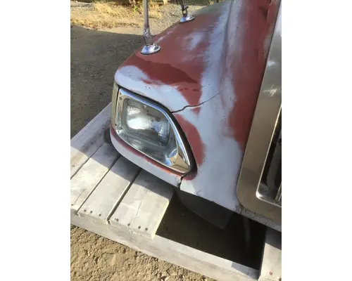 INTERNATIONAL 9400I Hood