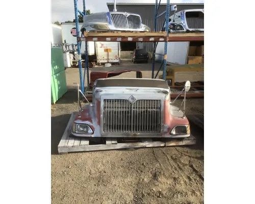 INTERNATIONAL 9400I Hood
