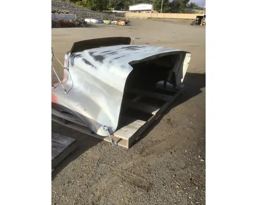 INTERNATIONAL 9400I Hood