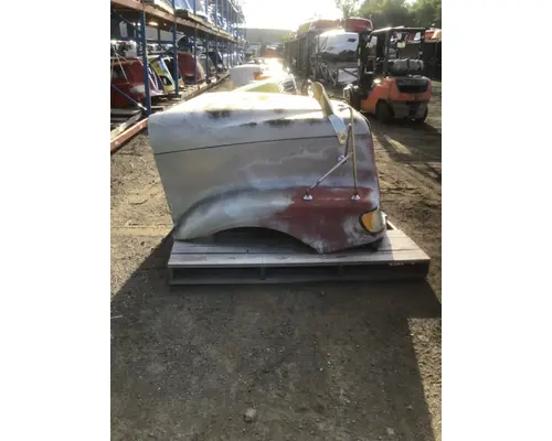 INTERNATIONAL 9400I Hood