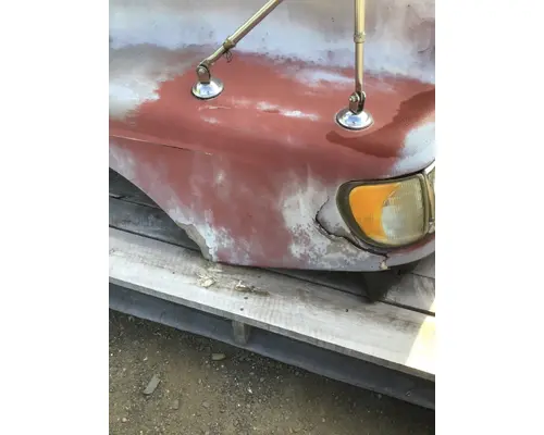 INTERNATIONAL 9400I Hood