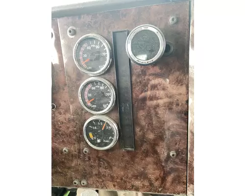 INTERNATIONAL 9400I Instrument Cluster