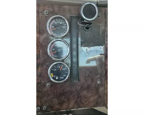 INTERNATIONAL 9400I Instrument Cluster