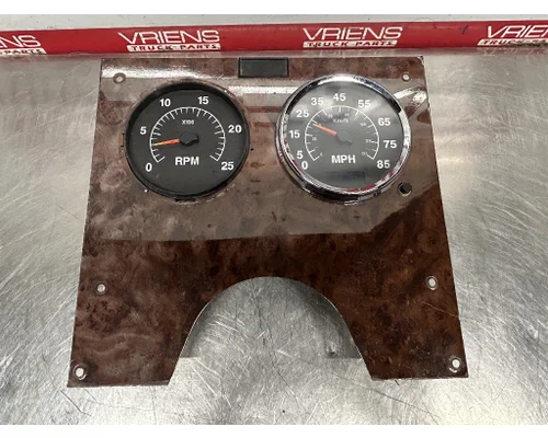 INTERNATIONAL 9400I Instrument Cluster