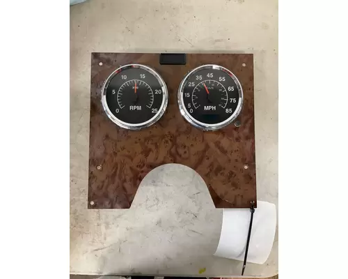 INTERNATIONAL 9400I Instrument Cluster