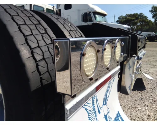 INTERNATIONAL 9400I MUD FLAP HANGER