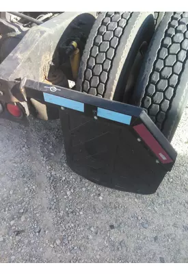 INTERNATIONAL 9400I MUD FLAP HANGER