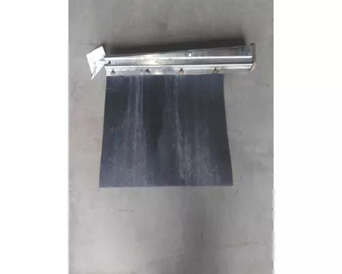 INTERNATIONAL 9400I MUD FLAP HANGER