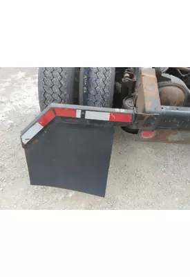 INTERNATIONAL 9400I MUD FLAP HANGER