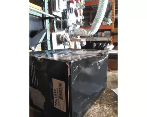 INTERNATIONAL 9400I RADIATOR OVERFLOW TANK