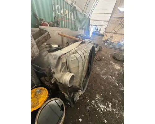 INTERNATIONAL 9400I Radiator