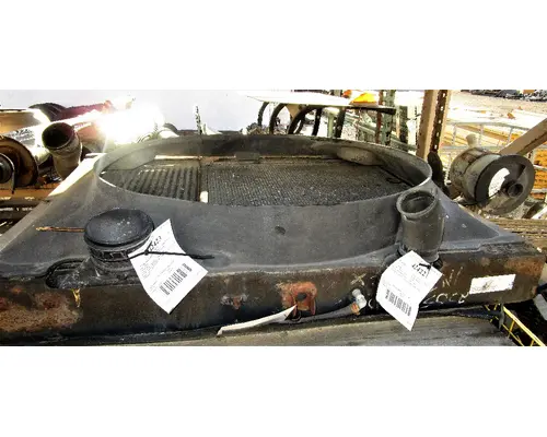 INTERNATIONAL 9400I Radiators