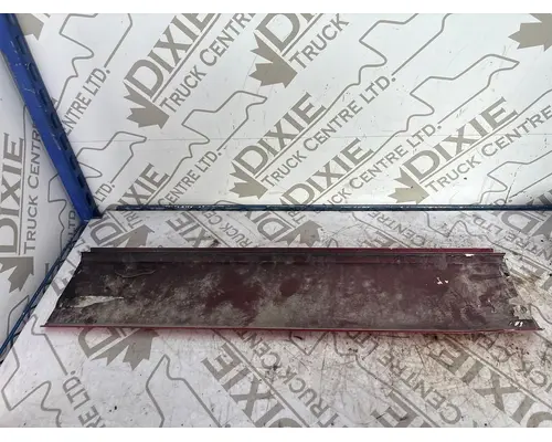 INTERNATIONAL 9400I Rocker Panel Moulding