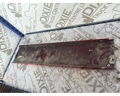 INTERNATIONAL 9400I Rocker Panel Moulding