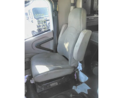INTERNATIONAL 9400I SEAT, FRONT