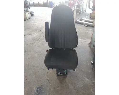 INTERNATIONAL 9400I SEAT, FRONT