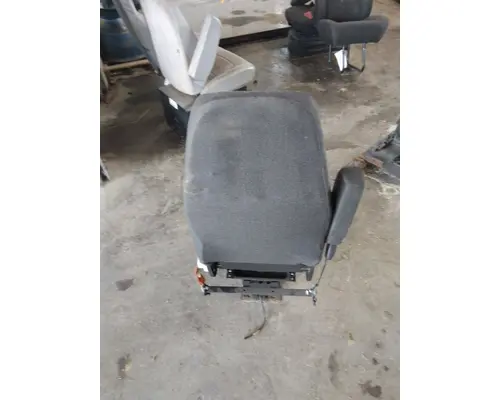 INTERNATIONAL 9400I SEAT, FRONT