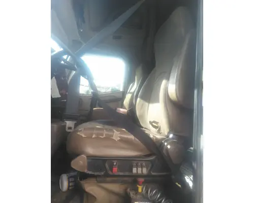INTERNATIONAL 9400I SEAT, FRONT