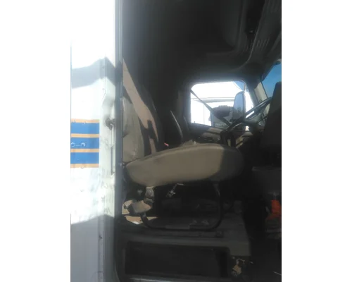 INTERNATIONAL 9400I SEAT, FRONT
