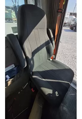 INTERNATIONAL 9400I Seat, Front