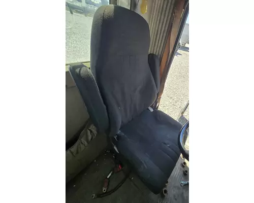 INTERNATIONAL 9400I Seat, Front