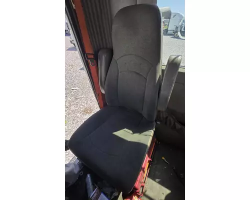 INTERNATIONAL 9400I Seat, Front