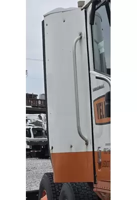 INTERNATIONAL 9400I Side Fairing