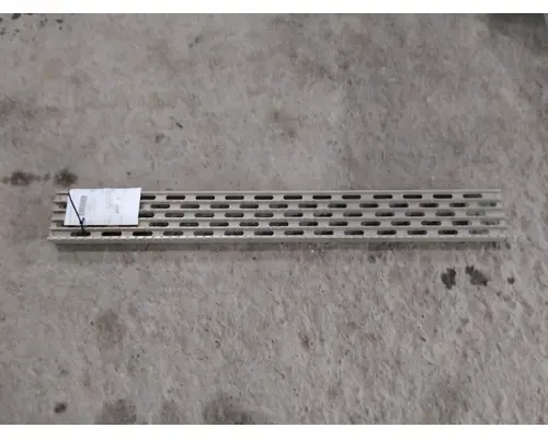 INTERNATIONAL 9400I TANK STEP